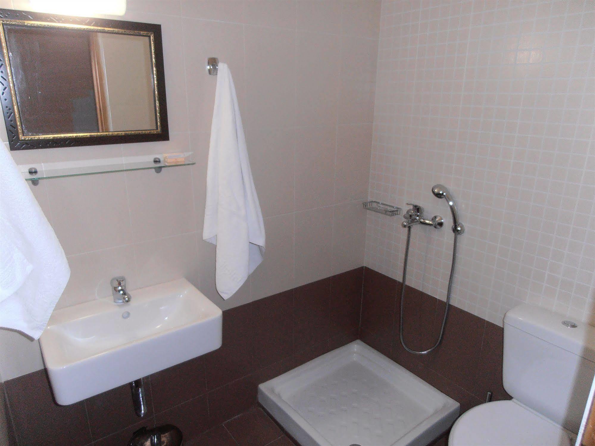 Babis Hotel スカレタ エクステリア 写真